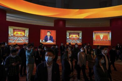 Cina, Xi Jinping al XX Congresso: “Non rinunceremo mai alla forza per Taiwan”
