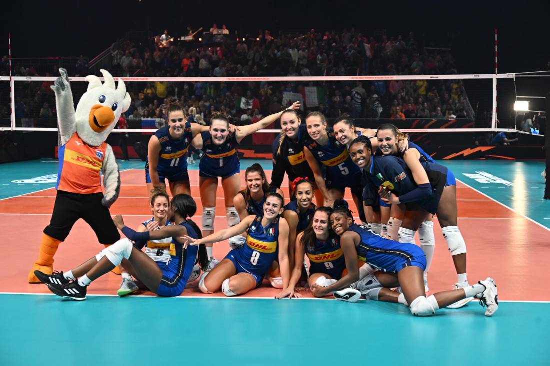 Le azzurre del volley vincono il bronzo ai mondiali in Olanda Le azzurre del volley vincono il bronzo ai mondiali in Olanda