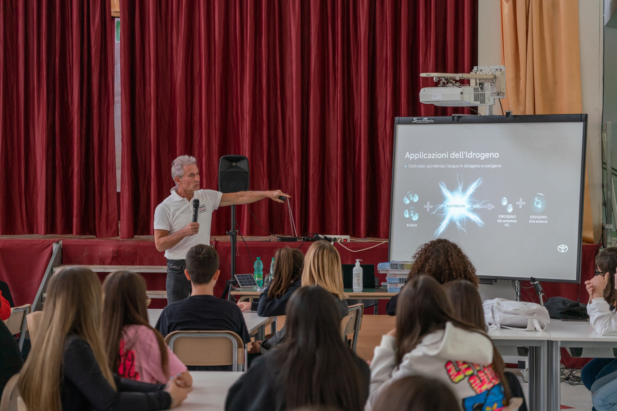 Toyota Motor Italia: mobility partner del progetto Italia Brilla