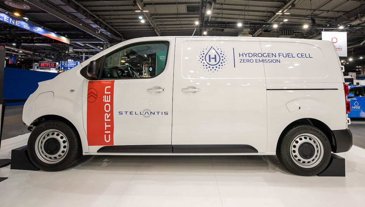 Salone dell’Auto di Parigi, Stellantis svela la gamma elettrificata