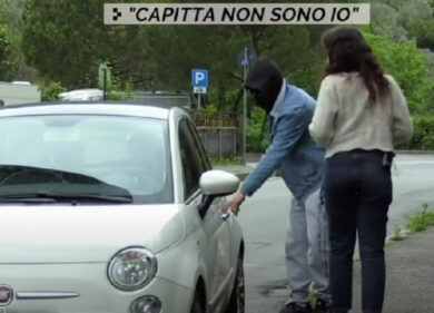 Caso Grillo jr: “Rivivo quei momenti”. Silvia e i lividi su tutto il corpo