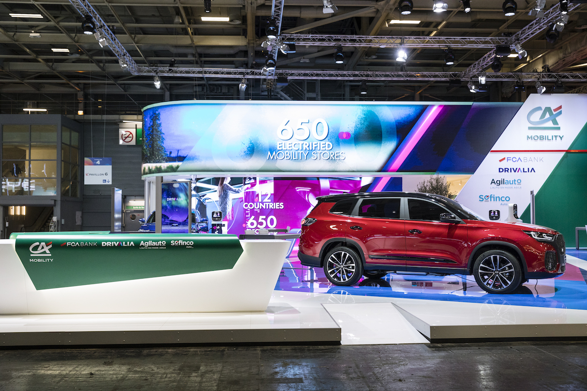 DR Automobiles Groupe a Parigi svela la Sportequipe 8 Hybrid Plug-in