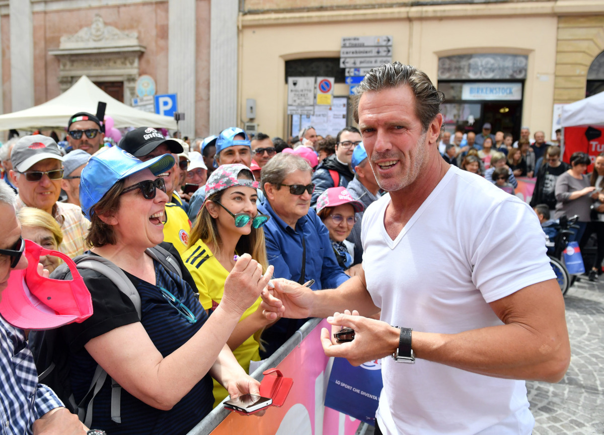 “Per Cipollini ero un oggetto, dovevo denunciare prima”. Sfogo della ex moglie “Per Cipollini ero un oggetto, dovevo denunciare prima”. Sfogo della ex moglie