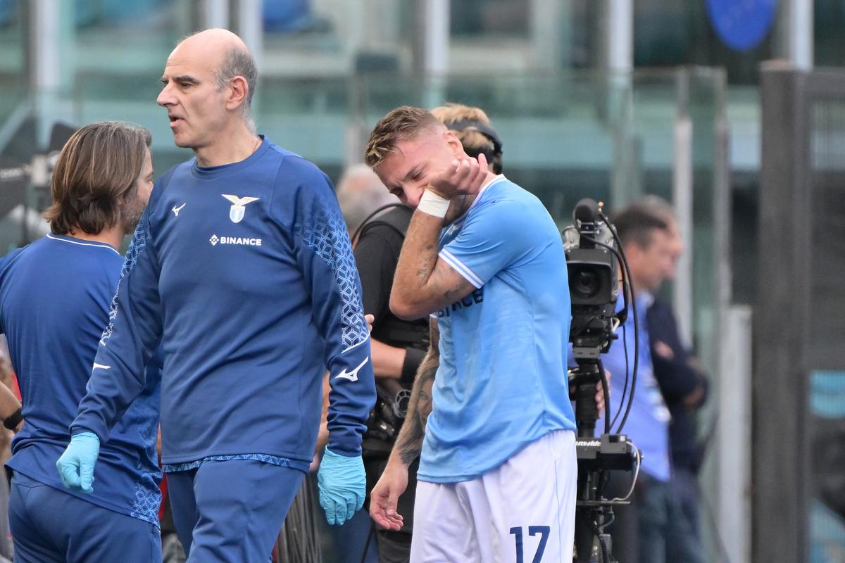 Lazio, Immobile: lesione al bicipite. Tegola Sarri: lungo stop per il bomber
