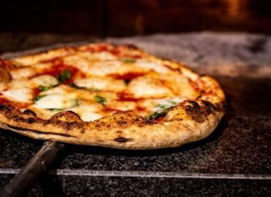 Napoli, chiusa dai Nas la pizzeria in cui si inventò la Margherita