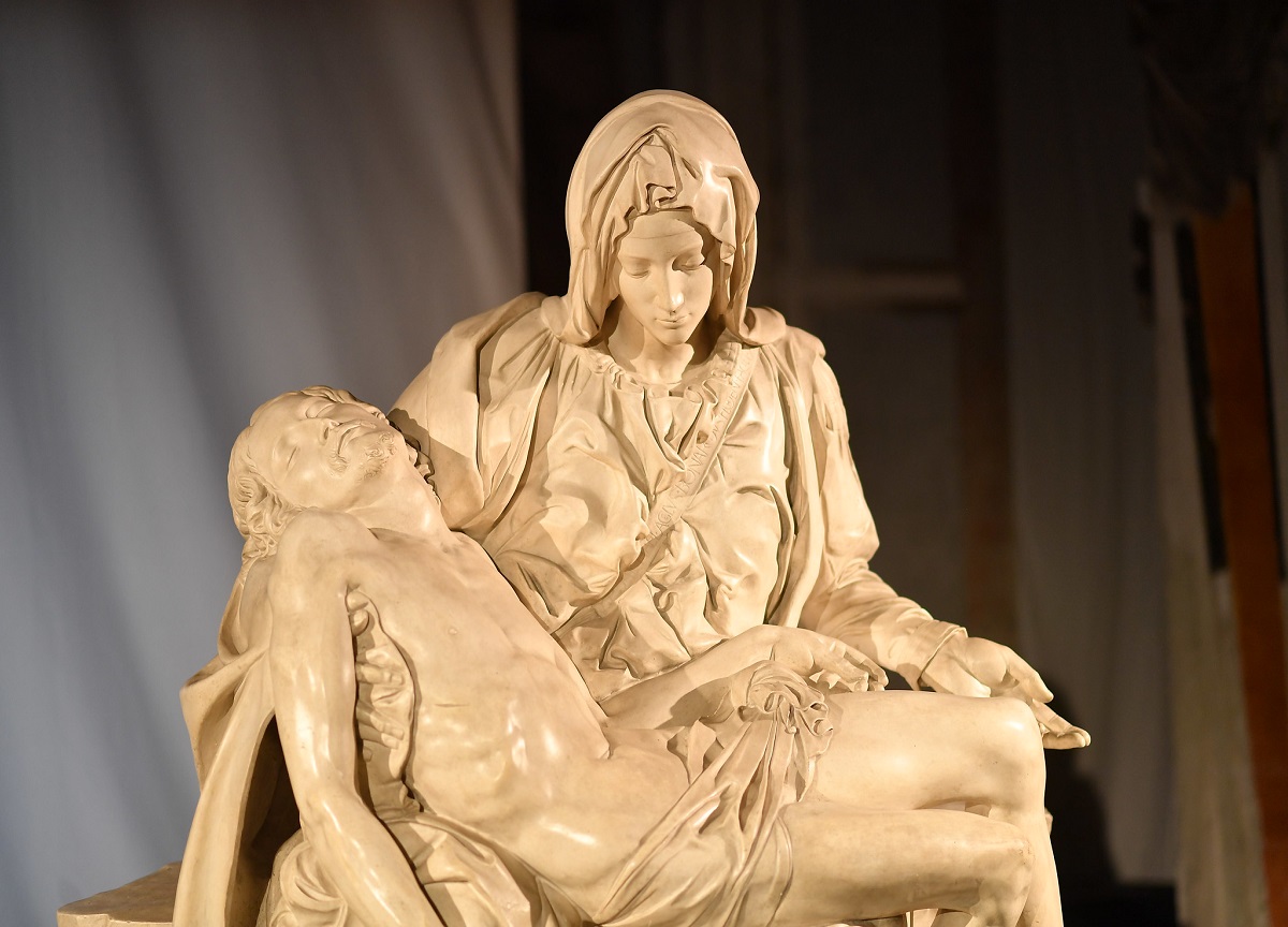 Le Pietà di Michelangelo: tre calchi storici a Palazzo Reale. FOTO Le Pietà di Michelangelo: tre calchi storici a Palazzo Reale. FOTO