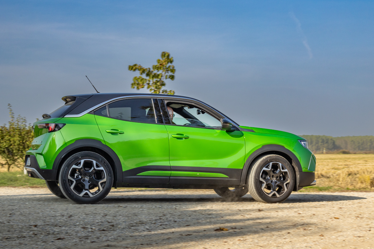 Opel Mokka-e aumenta la sua autonomia fino a 338 km