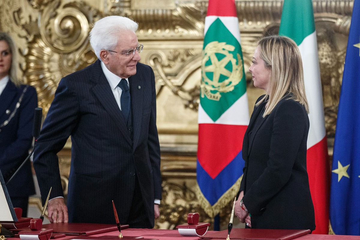 Il governo Meloni giura al Quirinale: guarda tutti i video e le foto