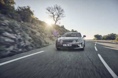 La rivista Auto Moto ha assegnato il Premio “Auto Iconica” all’Alpine A110