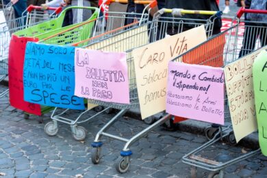 Caro-bollette: in 33mila in piazza al grido di “noi non paghiamo”