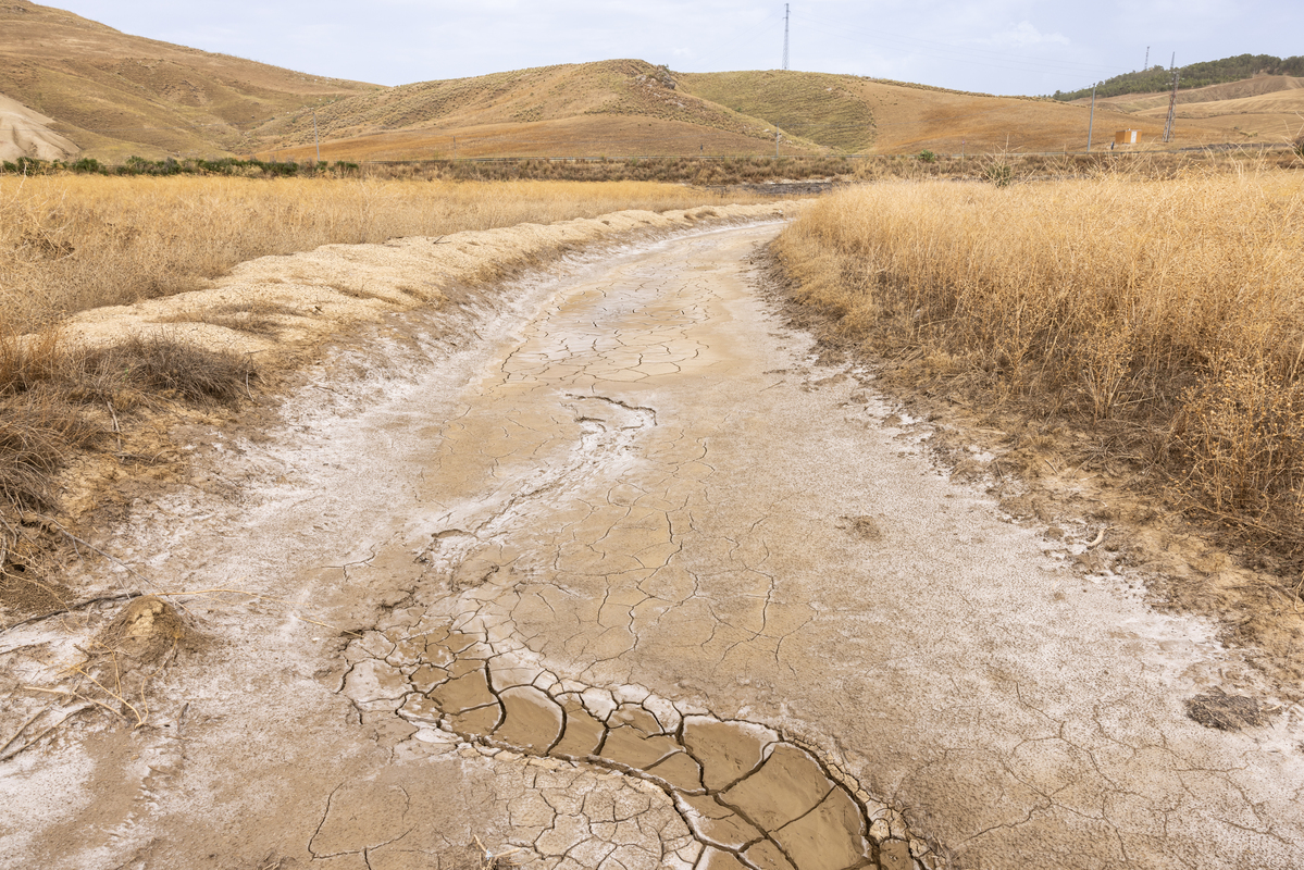 L’Italia sta diventando un deserto, arriva la guida-choc – FOTO