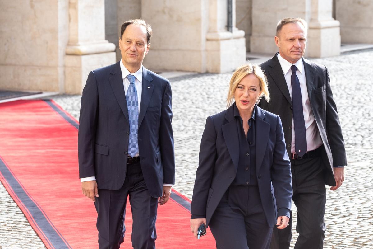 Governo, Meloni ottiene la fiducia alla Camera con 235 sì