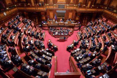 Cdx, 9 senatori al governo: maggioranza risicata, ogni voto sarà un rischio