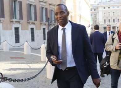 La replica di Meloni, che punzecchia Serracchiani e risponde a Soumahoro