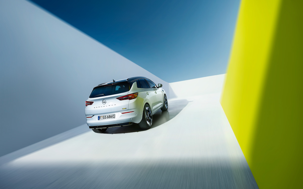 Opel svela la Nuovo Grandland GSe Opel svela la Nuovo Grandland GSe