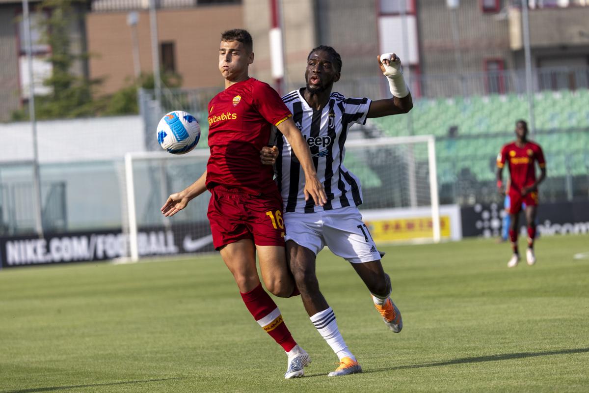 Juventus, chi è Iling-Junior: il migliore col Benfica (e strappato al Chelsea)