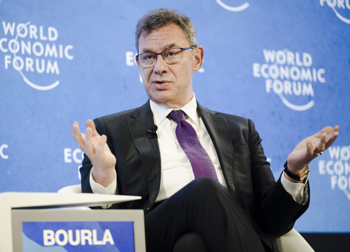 Pfizer nel mirino della GdF in Italia. Sospetti su 1,2 mld portati all’estero