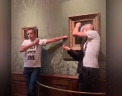 Nuovo blitz ambientalista, attacco alla “Ragazza con l’orecchino di perla”