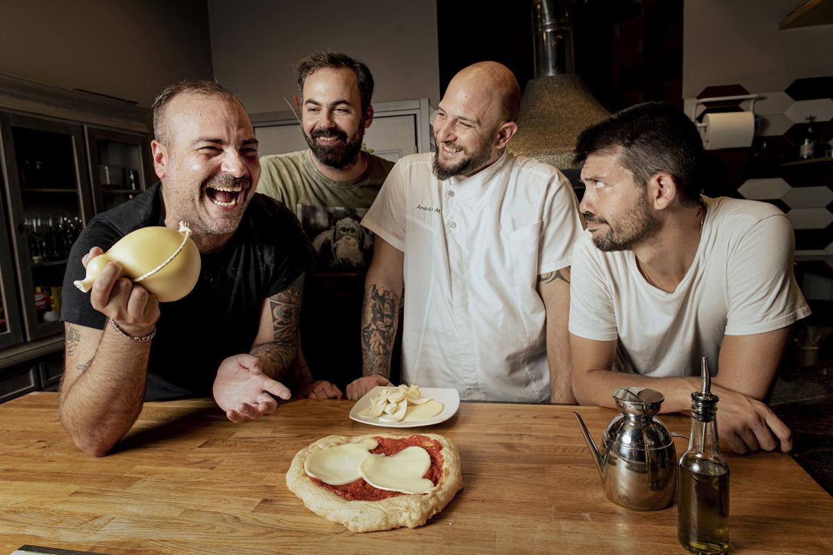 Pizzadagiù, l’ultima creatura di Casa Surace Pizzadagiù, l’ultima creatura di Casa Surace