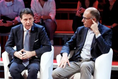 Sondaggi: Conte sorpassa Letta, M5S secondo partito davanti al Pd