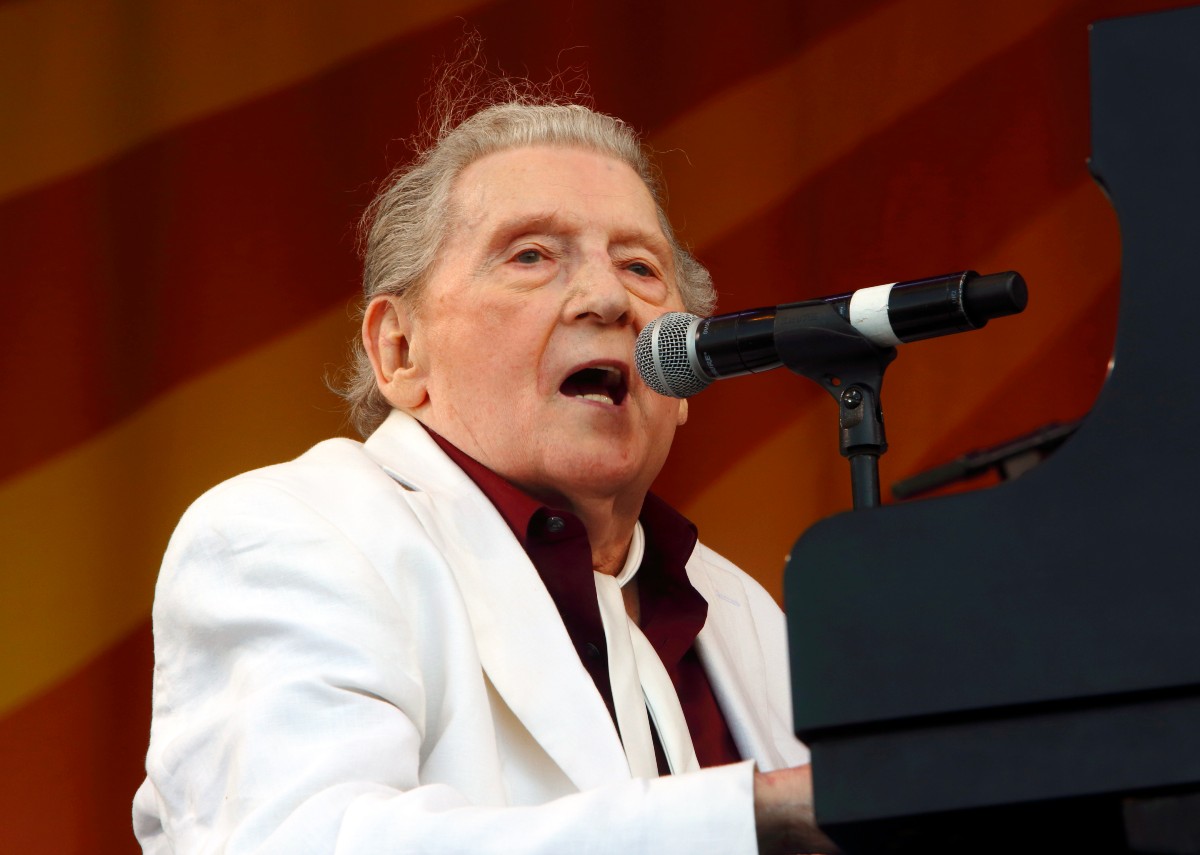 Addio a Jerry Lee Lewis, leggenda del rock&roll: aveva 87 anni Addio a Jerry Lee Lewis, leggenda del rock&roll: aveva 87 anni