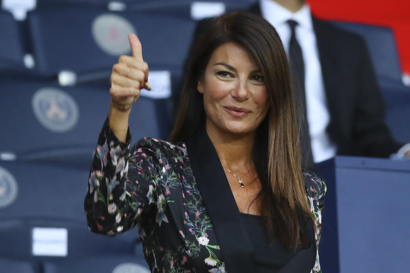 Flop Ilaria D’Amico con Che c’è di nuovo: la Rai paga il potere degli agenti Flop Ilaria D’Amico con Che c’è di nuovo: la Rai paga il potere degli agenti