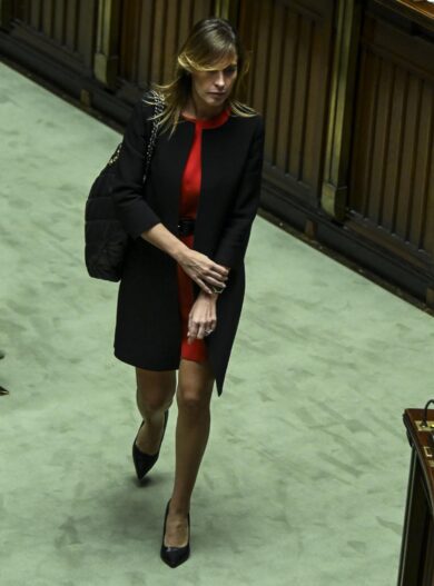 Maria Elena Boschi verso la Vigilanza Rai: alta tensione tra Azione-IV