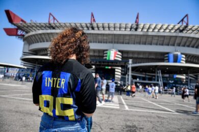 “Costretti a uscire dallo stadio”. I racconti dei tifosi dell’Inter sui social
