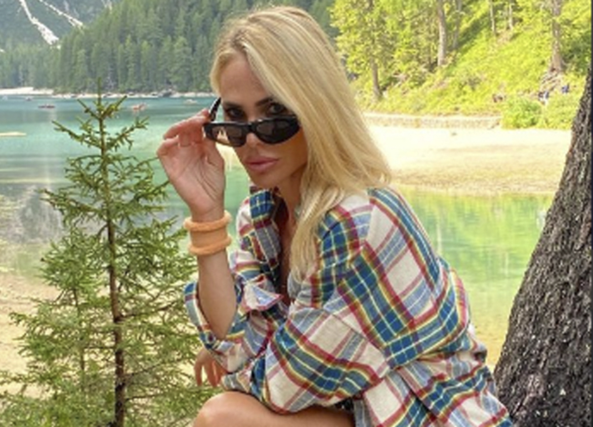 Chi è Edoardo, il cavaliere a cena con Ilary Blasi Chi è Edoardo, il cavaliere a cena con Ilary Blasi