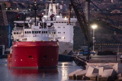Migranti, Ong stoppata: l’Italia chiede aiuto, no da Germania e Norvegia