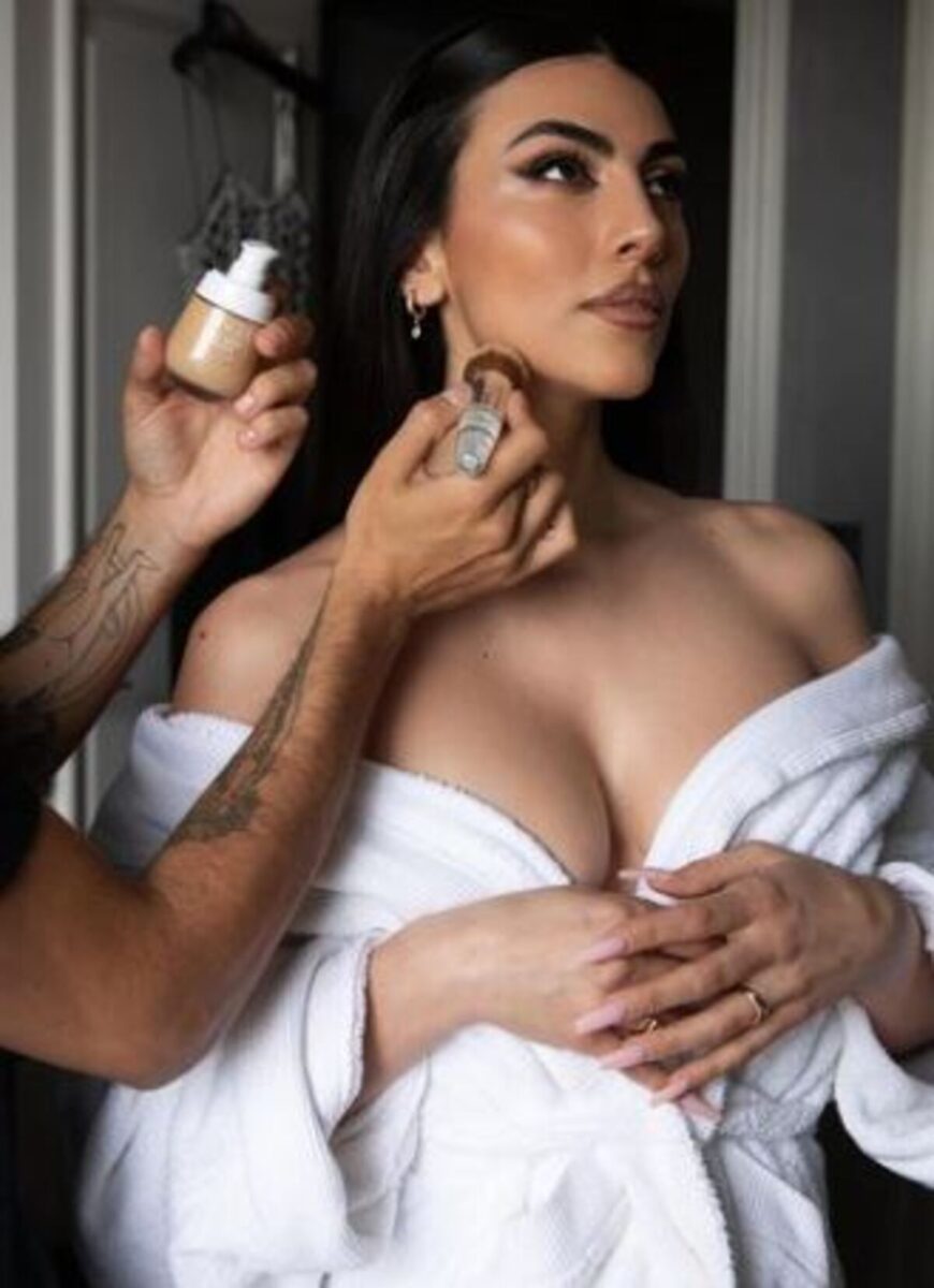 GF Vip, Salemi stupisce Signorini con il mini dress: “Sembri un preservativo” GF Vip, Salemi stupisce Signorini con il mini dress: “Sembri un preservativo”
