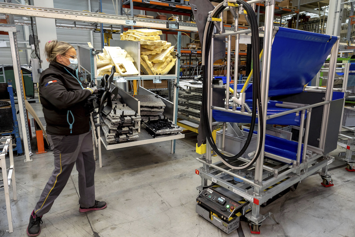 Renault: la trasformazione dello stabilimento francese di Douai