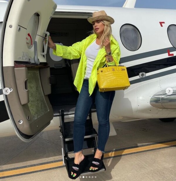 Wanda Nara “irriconoscibile” a “Ballando con le stelle”. Le foto