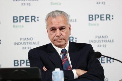 Bper, utile nei nove mesi a 425 milioni. Montani: “Cederemo 1 mld di Npl”