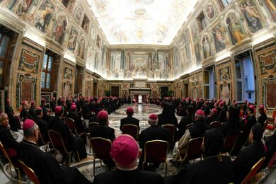 Francia, pedofilia nella Chiesa: 11 vescovi sono indagati per abusi su minori