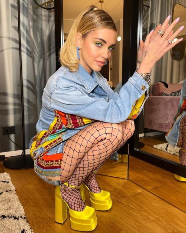 Chiara Ferragni, dopo l’uovo arriva il pandoro: quanto costa il dolce griffato