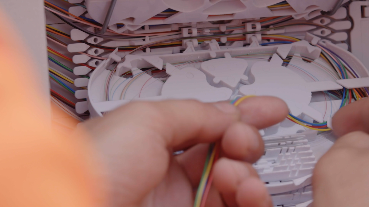 Open Fiber, il progetto ‘Italia a 1 Giga’ parte dalla Sicilia Open Fiber, il progetto ‘Italia a 1 Giga’ parte dalla Sicilia