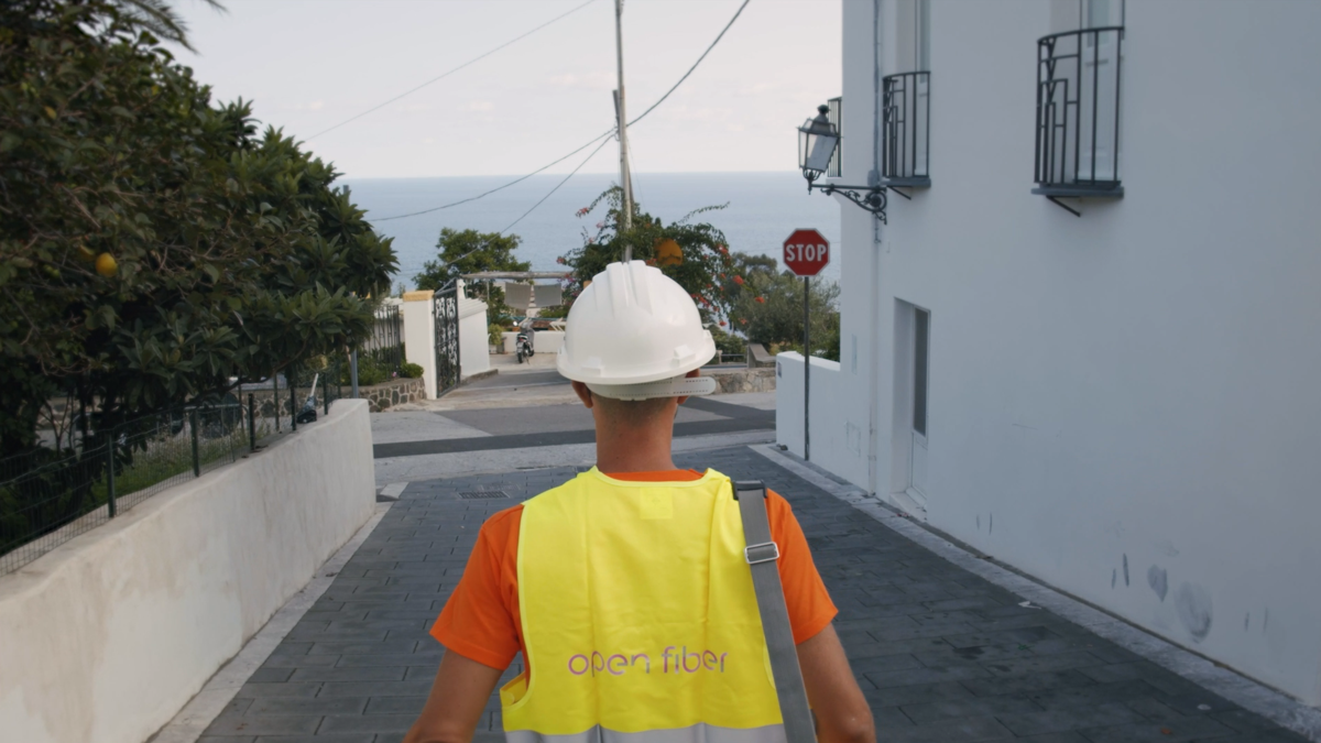 Open Fiber, il progetto ‘Italia a 1 Giga’ parte dalla Sicilia Open Fiber, il progetto ‘Italia a 1 Giga’ parte dalla Sicilia