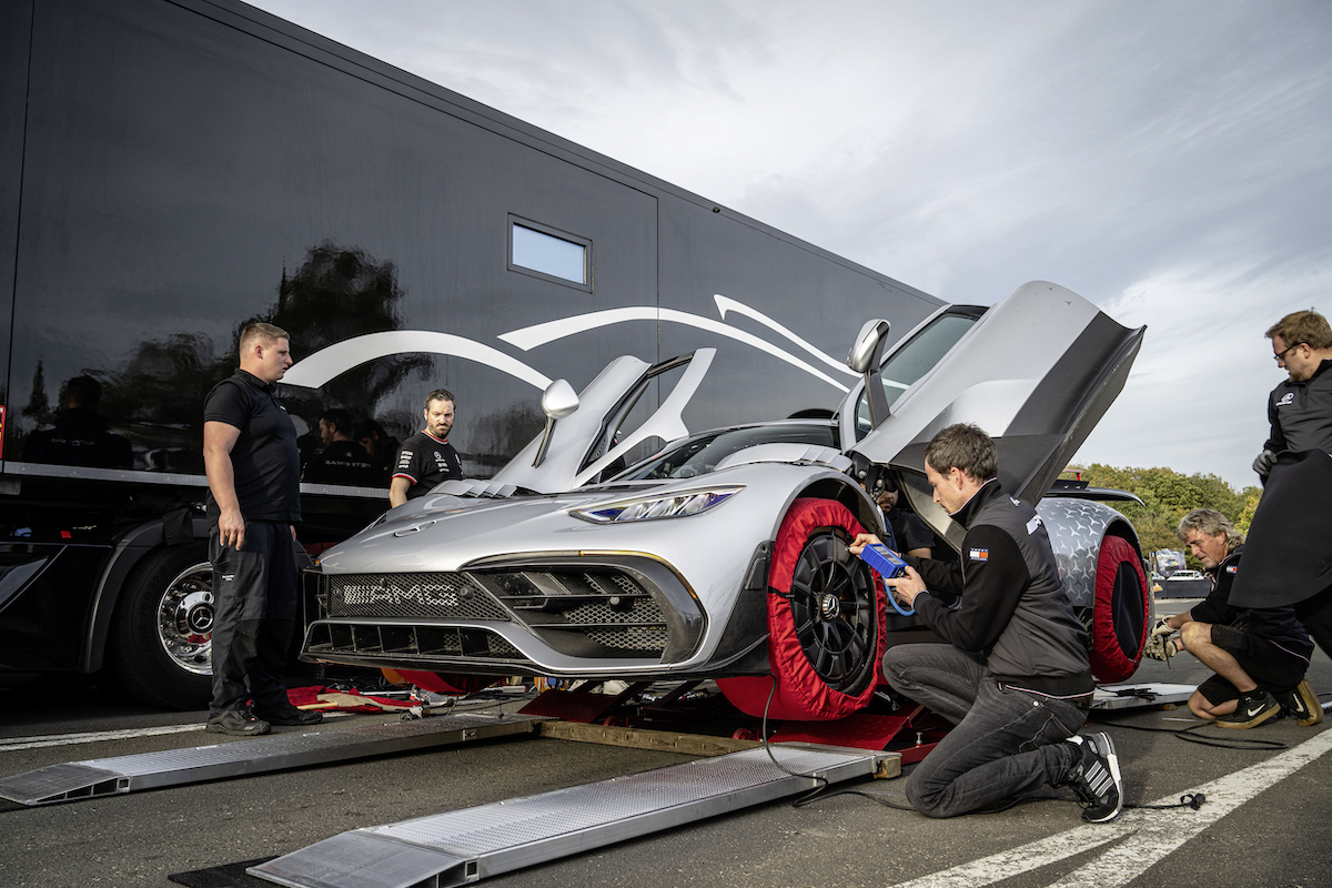 La Mercedes-AMG ONE batte tutti i record sul Nürburgring-Nordschleife La Mercedes-AMG ONE batte tutti i record sul Nürburgring-Nordschleife