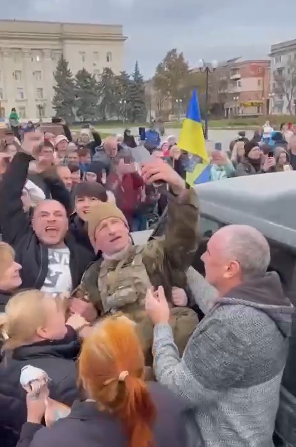 Guerra Ucraina, Kherson liberata. Mosca: “Il ritiro non è un’umiliazione”