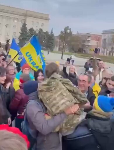 Guerra Ucraina, Kherson liberata. Mosca: “Il ritiro non è un’umiliazione”