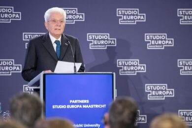 Mattarella per i 30 anni dei trattati di Maastricht: “Ora il salto di qualità”