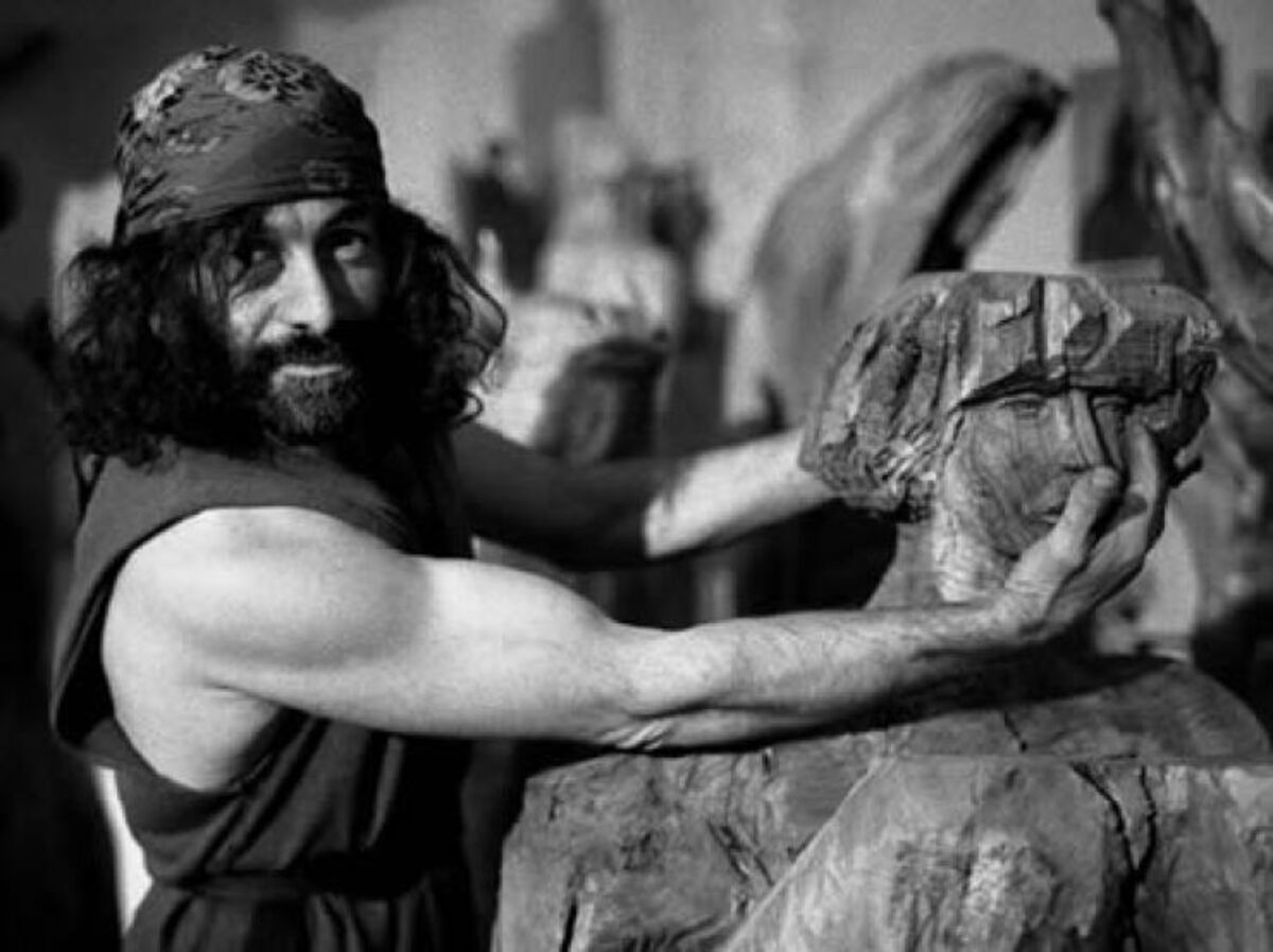 Mauro Corona, muscoloso, palestrato e… Le foto da giovane. Irriconoscibile Mauro Corona, muscoloso, palestrato e… Le foto da giovane. Irriconoscibile