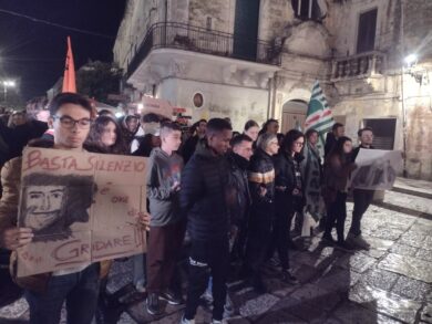 Omicidio Francavilla, la comunità in piazza per la legalità e la giustizia