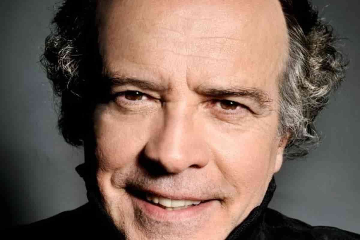 Montesano cacciato per la maglia fascista querela la Rai: “Tutti sapevano”