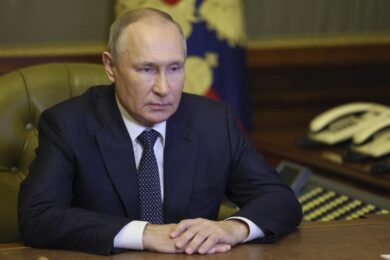 Putin nella morsa dell’elite filo-occidentale russa? – Il tg VERO GIORNALE
