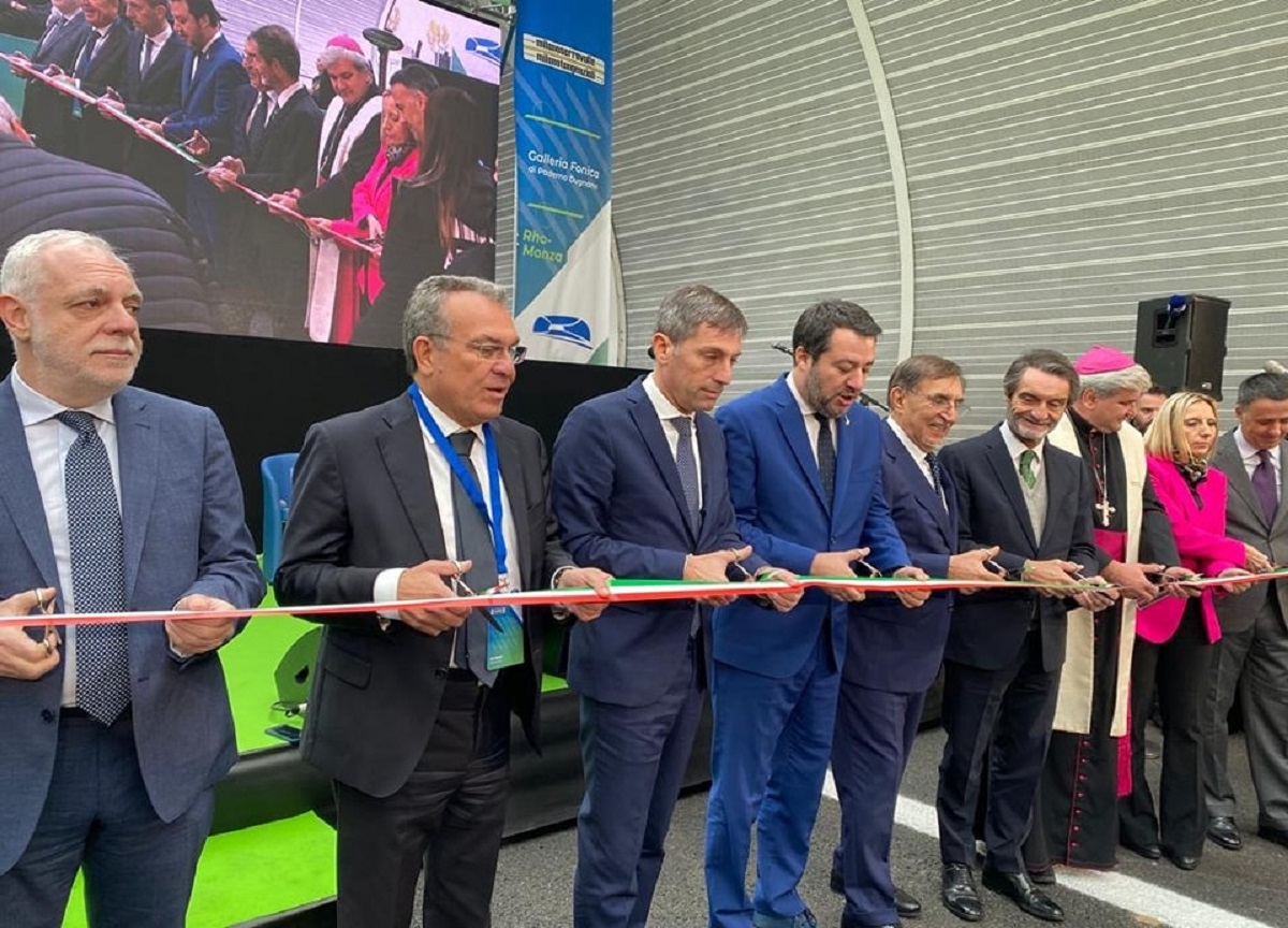 Milano Serravalle: inaugurato il prolungamento della Tangenziale Nord A52 Milano Serravalle: inaugurato il prolungamento della Tangenziale Nord A52