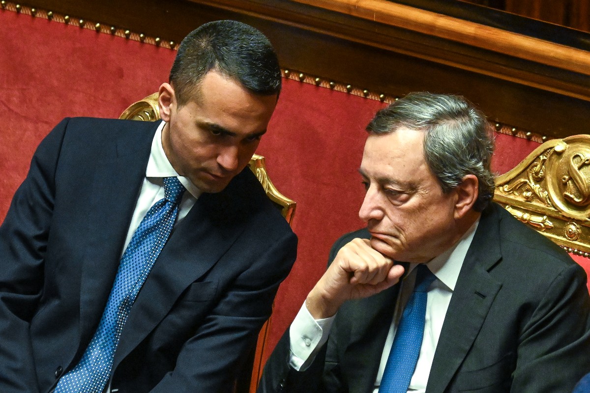 Di Maio ambasciatore di se stesso voluto da Draghi Di Maio ambasciatore di se stesso voluto da Draghi