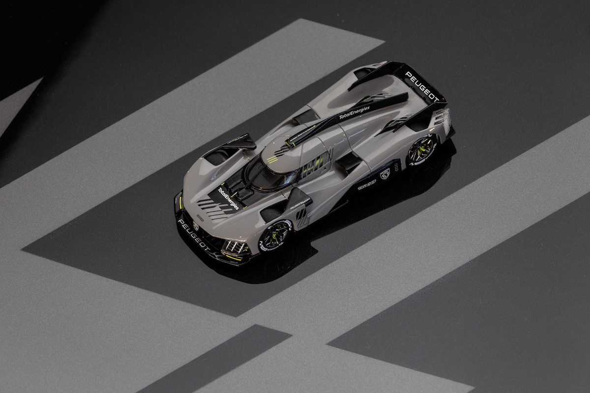 Peugeot 9×8 ora anche in miniatura Peugeot 9×8 ora anche in miniatura