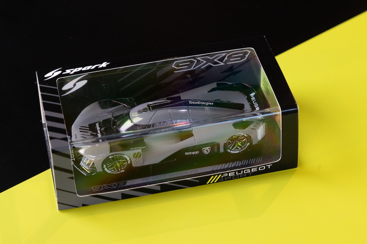 Peugeot 9×8 ora anche in miniatura Peugeot 9×8 ora anche in miniatura